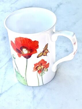 STECHCOL GRACIE BONE CHINA MUG CUP POPPYS NEW RED POPPYS BUTTERFLY